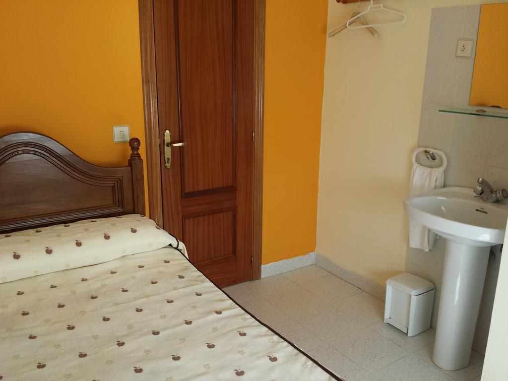 Hostal Atila Ricobayo 객실 사진