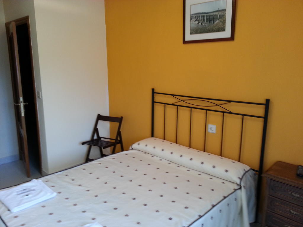 Hostal Atila Ricobayo 객실 사진